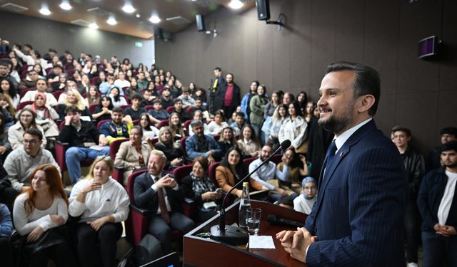 Türkiye Ulusal Ajansı Başkanı MCBÜ’de Öğrencilerle Bir Araya Geldi