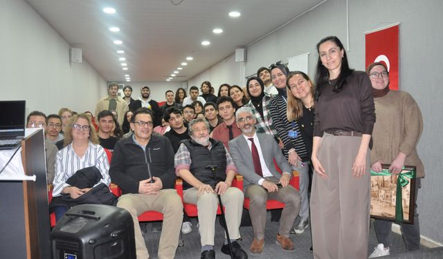 “Yargılayan değil sorgulayan bir gençlik olun”