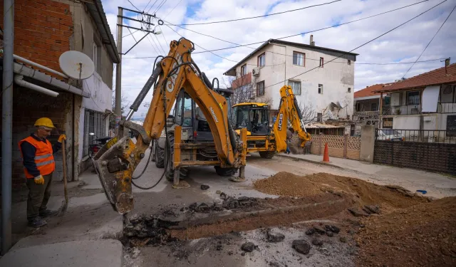 İzmir Büyükşehir'den Sarnıç'ta içme suyu yatırımı hızla ilerliyor