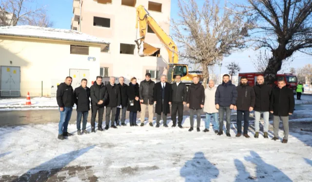 Kayseri Melikgazi Aydınlıkevler'de dönüşüm başladı