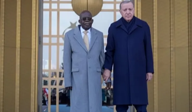 Nijerya Cumhurbaşkanı Külliye'de