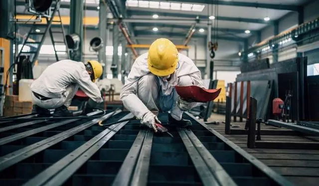 Ücretli çalışan sayısı 16 milyona yaklaştı