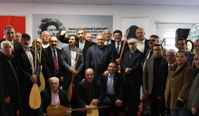 Ankara'da Keçiören'de 'Aşıklar Kıraathanesi' hizmete açıldı