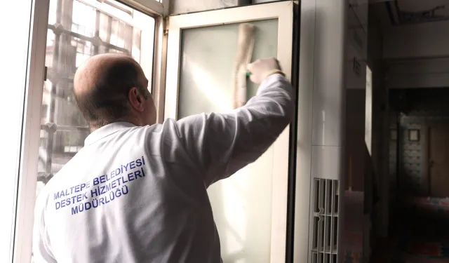 İstanbul Maltepe'de ibadethanelere eş zamanlı temizlik