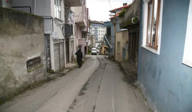 Trabzon'da Toklu Mahallesi'nde yol sorunu çözülüyor