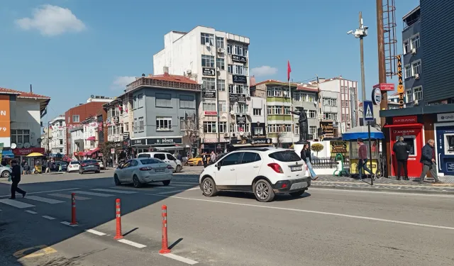 Keşan'da meydan ismi tartışması... Tekel Meydanı mı, Alparslan Türkeş Meydanı mı?