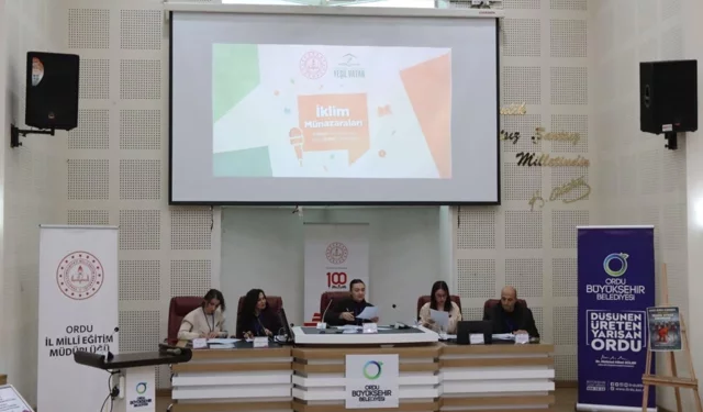 Ordu'da gençler fikirleriyle yarışıyor