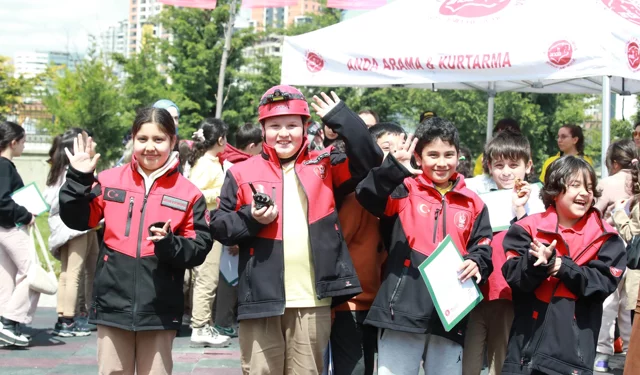 Ankara Keçiören'de çocuklara hayat kurtaran afet eğitimi