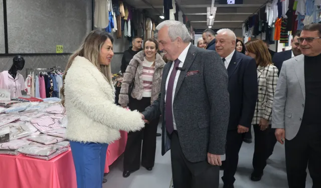 Bursa Nilüfer'in 8'inci giyim pazarı Balat'ta açıldı