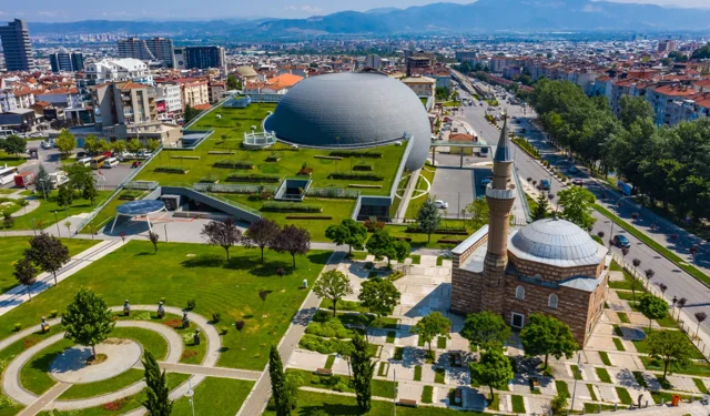 Bursa Osmangazi'de tarihi müzede günlük ziyaretçi sayısı 9 bini aştı