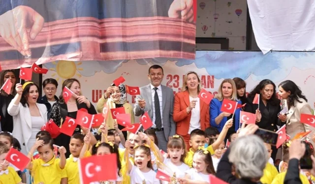 Çavuşoğlu: 'Şehrin kaynaklarını çocuklarımız için seferber ediyoruz'