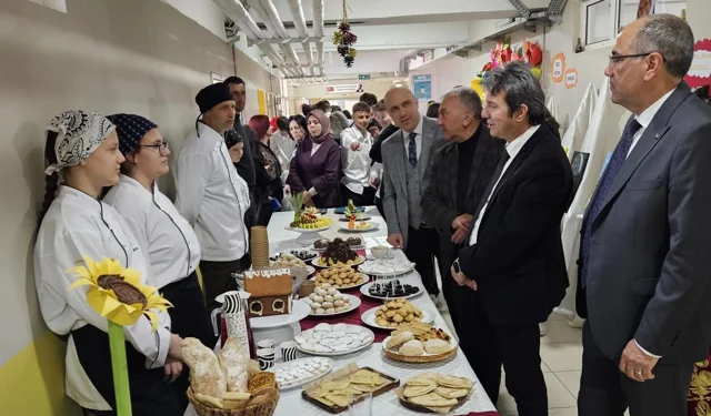 Edirne'de geleceğin turizmcileri sahne aldı