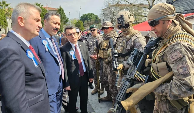 Gölcük'te 181. yıl törenle kutlandı