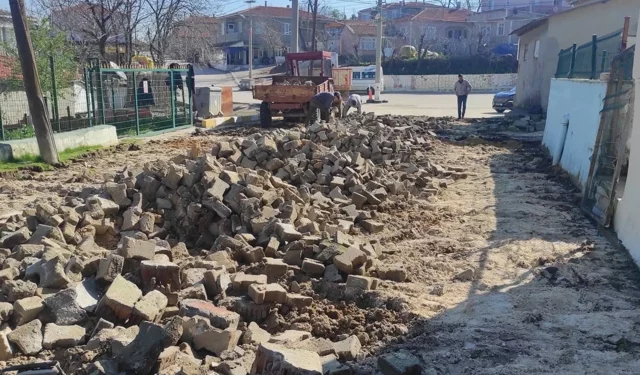 İpsala Esetçe'de yol seferberliği