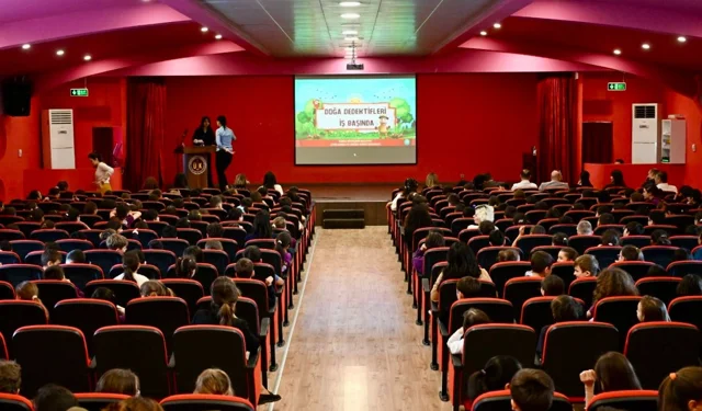 Manisa'da minik öğrenciler çevre bilinciyle tanıştı