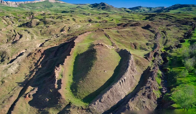 Nuh'un Gemisi'nin izinde bilimsel bulgu... Toprakta dikkat çeken fark!