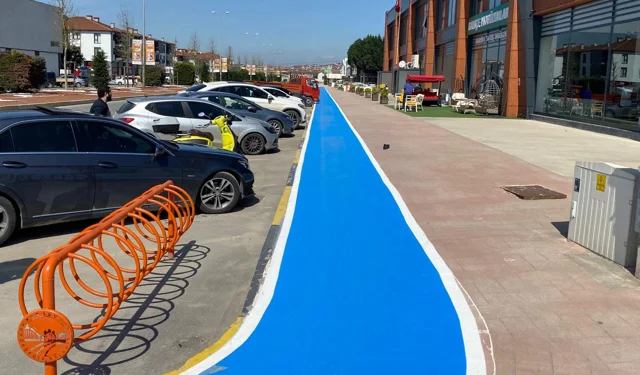 Sakarya Erenler'de bisiklet yollarına güvenli dokunuş