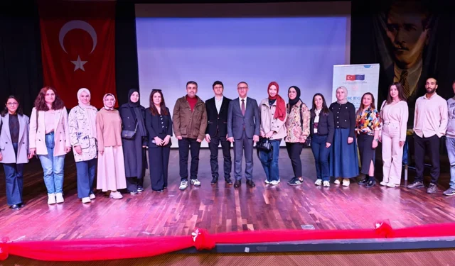 Sakarya'da velilere PIKTES aile semineri