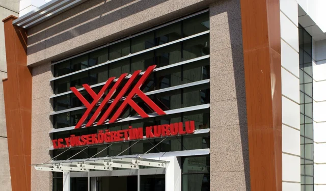 YÖK'ten yurt dışı için 'diploma Tanınırlığını' uyarısı