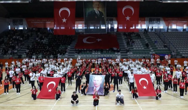 19 Mayıs Bursa İnegöl'de coşkuyla kutlandı
