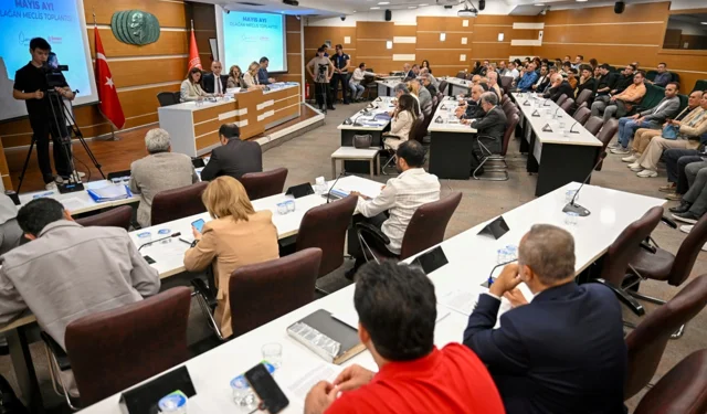 Bornova'da 2025 kesin hesabına meclis onayı