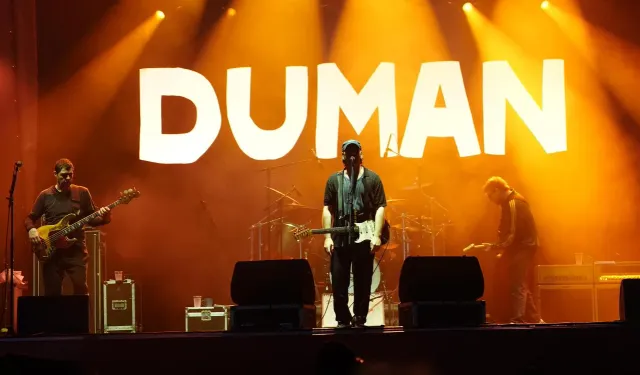 Duman konseriyle Gençlik Festivali'ne muhteşem final