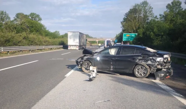 Düzce'de alkollü sürücü zincirleme kazaya yol açtı: 3 Yaralı