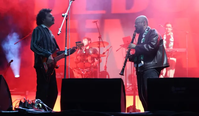 İzmit'te 19 Mayıs'a yakışır 'EnFest' konser