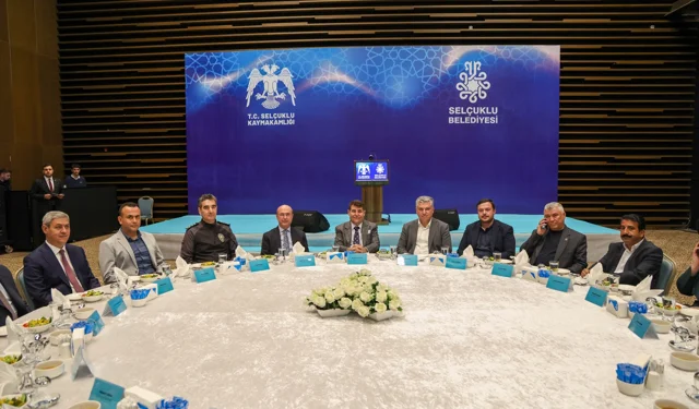 Konya Selçuklu Belediyesi'nden anlamlı veda programı