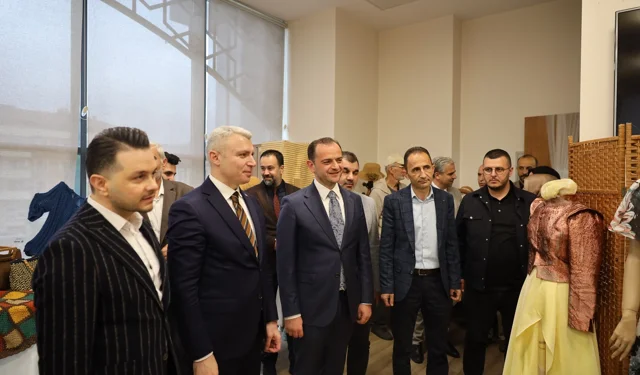 SAMEK yıl sonu sergileri Sapanca'da devam etti