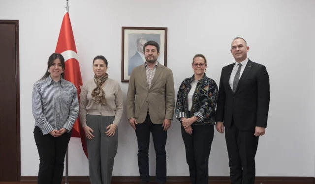 Türk tekstilinin küresel rekabet yolculuğu UTİB'de ele alındı