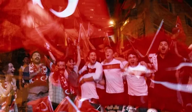 Altı Üstü İstanbul'dan A Millilere destek