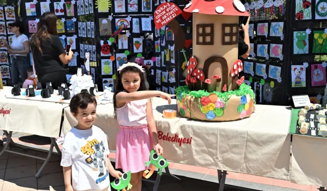 İzmir Bornova'da miniklerin büyük sergisi