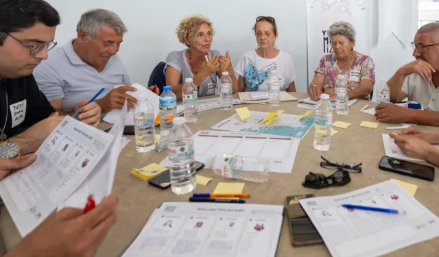 İzmir'de Yurttaş Meclisi dönemi başladı