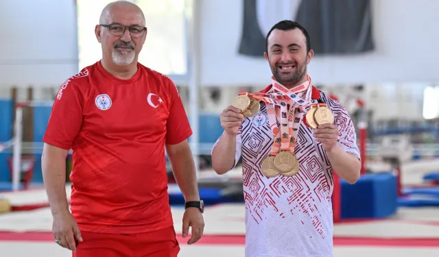 İzmirli özel sporcu Öztürk'ten tarihi başarı