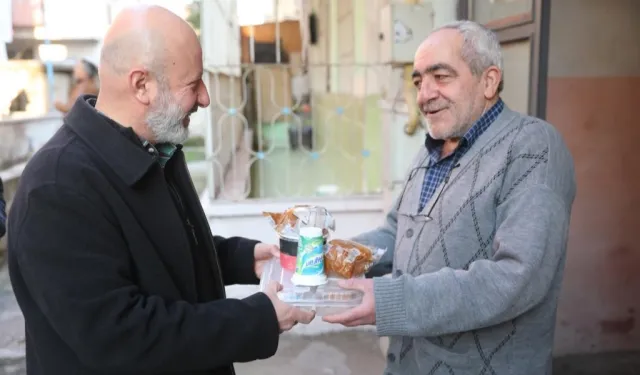 Kayseri Kocasinan'dan evlere sıcak yemek servisi