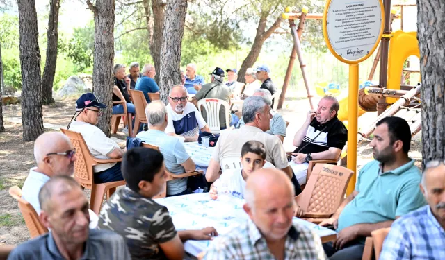 Mersin'de Babalar Günü'nde vefa buluşması