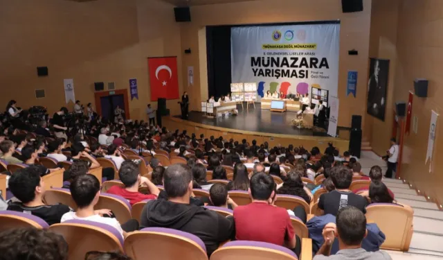 Ordu'da Münazara Şampiyonu Kabadüz ÇPL oldu