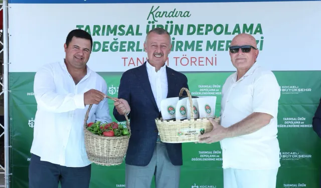 Kandıralı çiftçinin deposu Kocaeli Büyükşehir'den