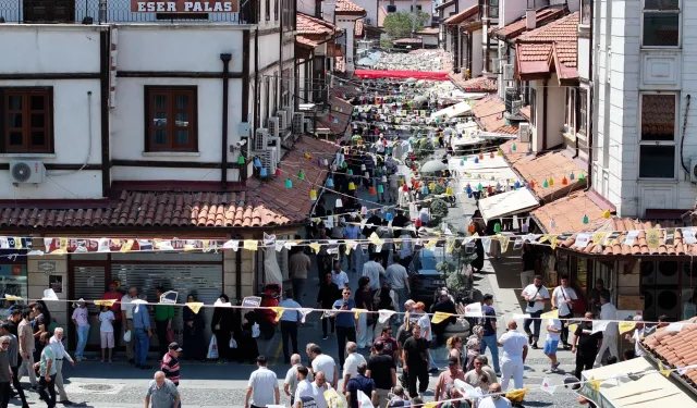 Konya'da 'Tarihi Çarşılar Alışveriş Günleri' başladı