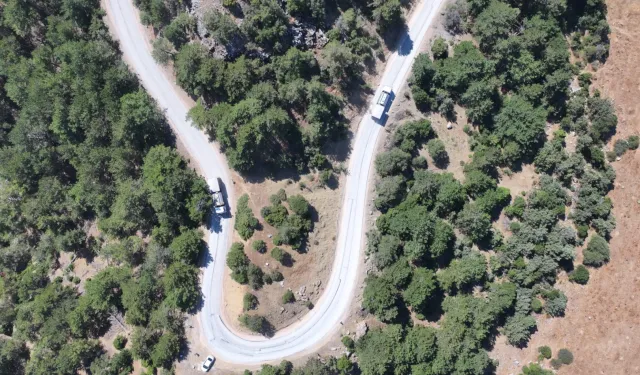 Manisa Ayvacık yoluna 6 kilometrelik asfalt