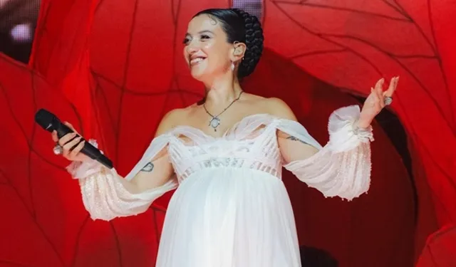 Melike Şahin'den Harbiye'de unutulmaz gece