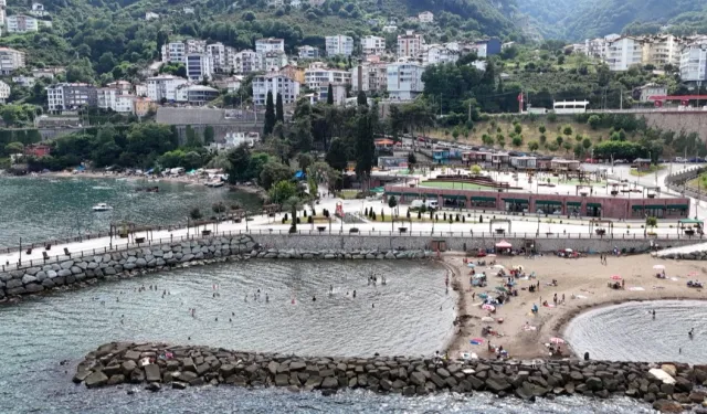 Ordu'da gökdelenlerin yıkıldığı sahil halkın hizmetine açıldı
