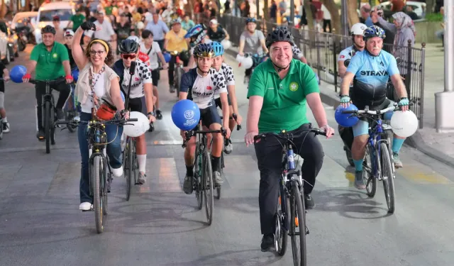 Başkan Dutlulu Manisalılarla birlikte pedalladı