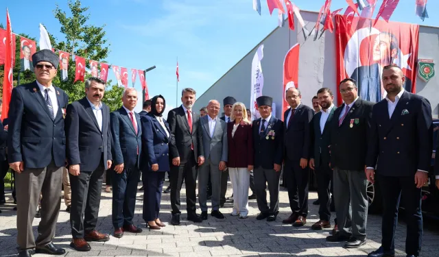 Başkan Vekili Biba, kahramanları anma törenine katıldı