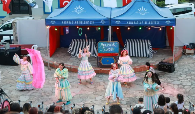 Karabağlar'da çocuk şenlikleri 39 etkinlikte 36 bini aşkın kişiye ulaştı