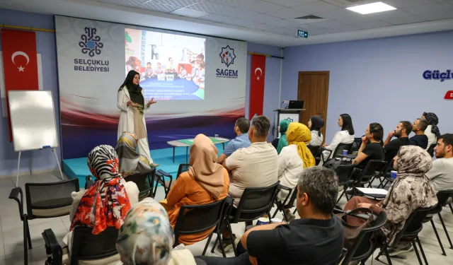 Konya'da SAGEM'den okula uyum semineri