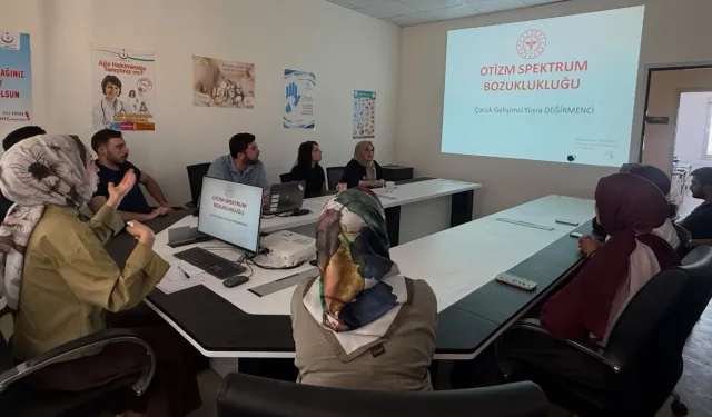 Kozluk'ta sağlık okuryazarlığını artırmaya yönelik eğitimler düzenlendi