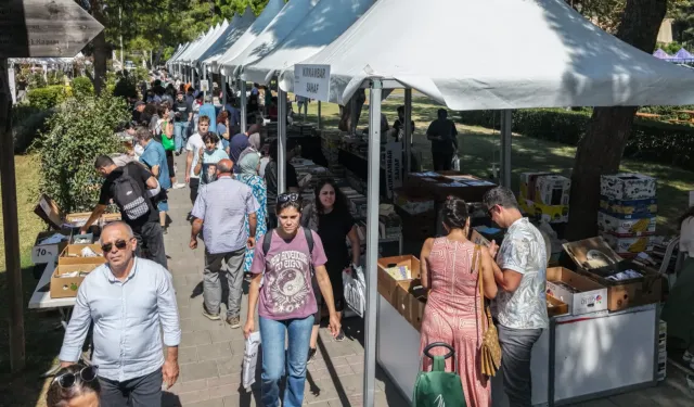 Kültürpark'ta edebiyat şöleni başladı