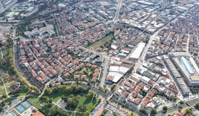 Sakarya'da 25 yıllık ulaşım sorunu çözülüyor